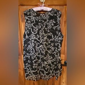 2x blouse sleeves less